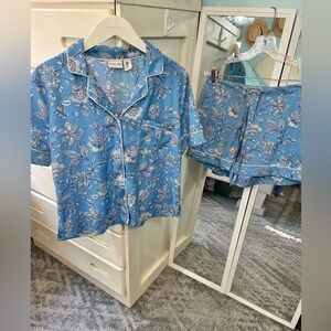 Rachel Zoe Blue Floral Toile Pajama Top w White Piping Coastal Sleep Set✨